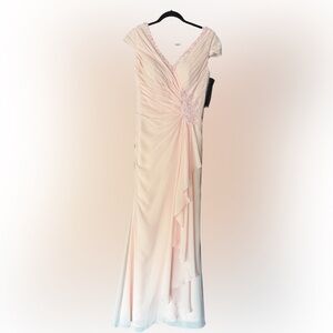 Brand New Light Pink Women’s Formal Dress